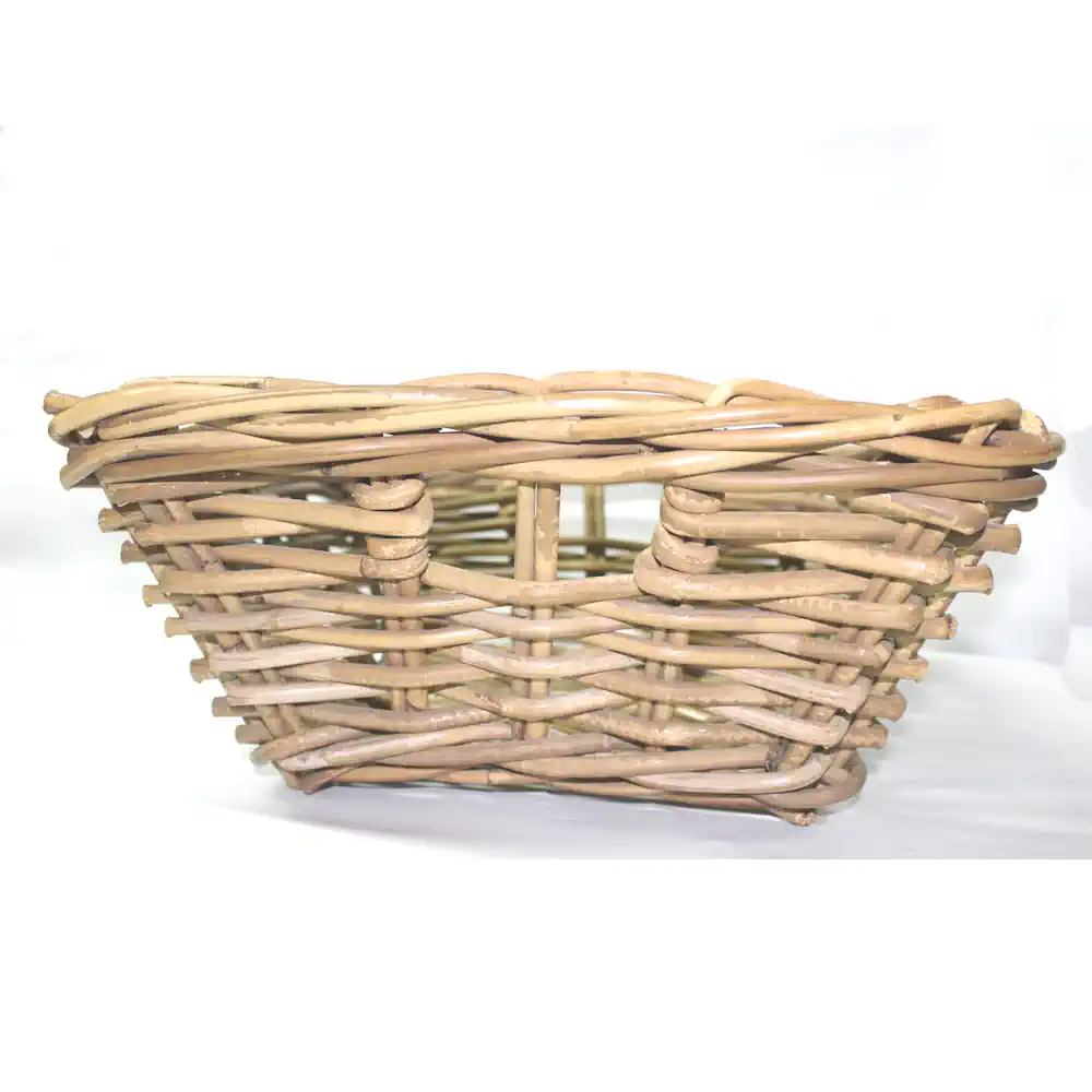 Cesto de mimbre cuadrado